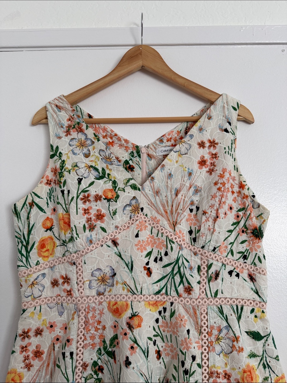 Calvin Klein Cream Dress with Peach and Blue Floral Print - Picture 3 of 7